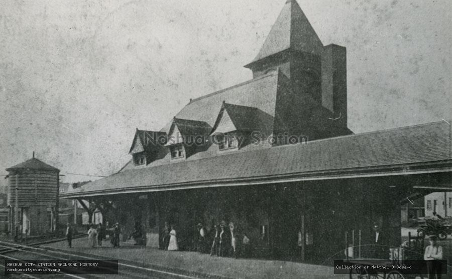 Postcard: Gardner, Massachusetts Station